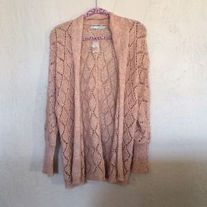 Light pink knitted cardigan